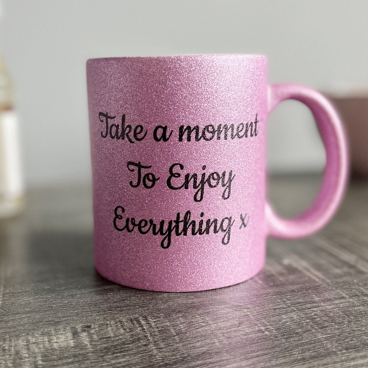 Personalised Pink Glitter Mugs - Same Day Dispatch - Great Novelty Gift Idea for Birthday, Wedding, Valentines, Customise with your text - Topbootee