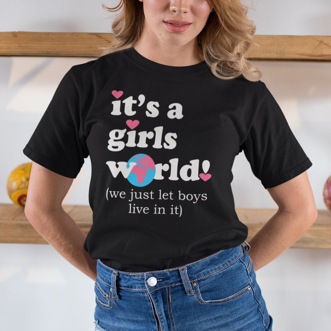 It's a Girls World - Topbootee