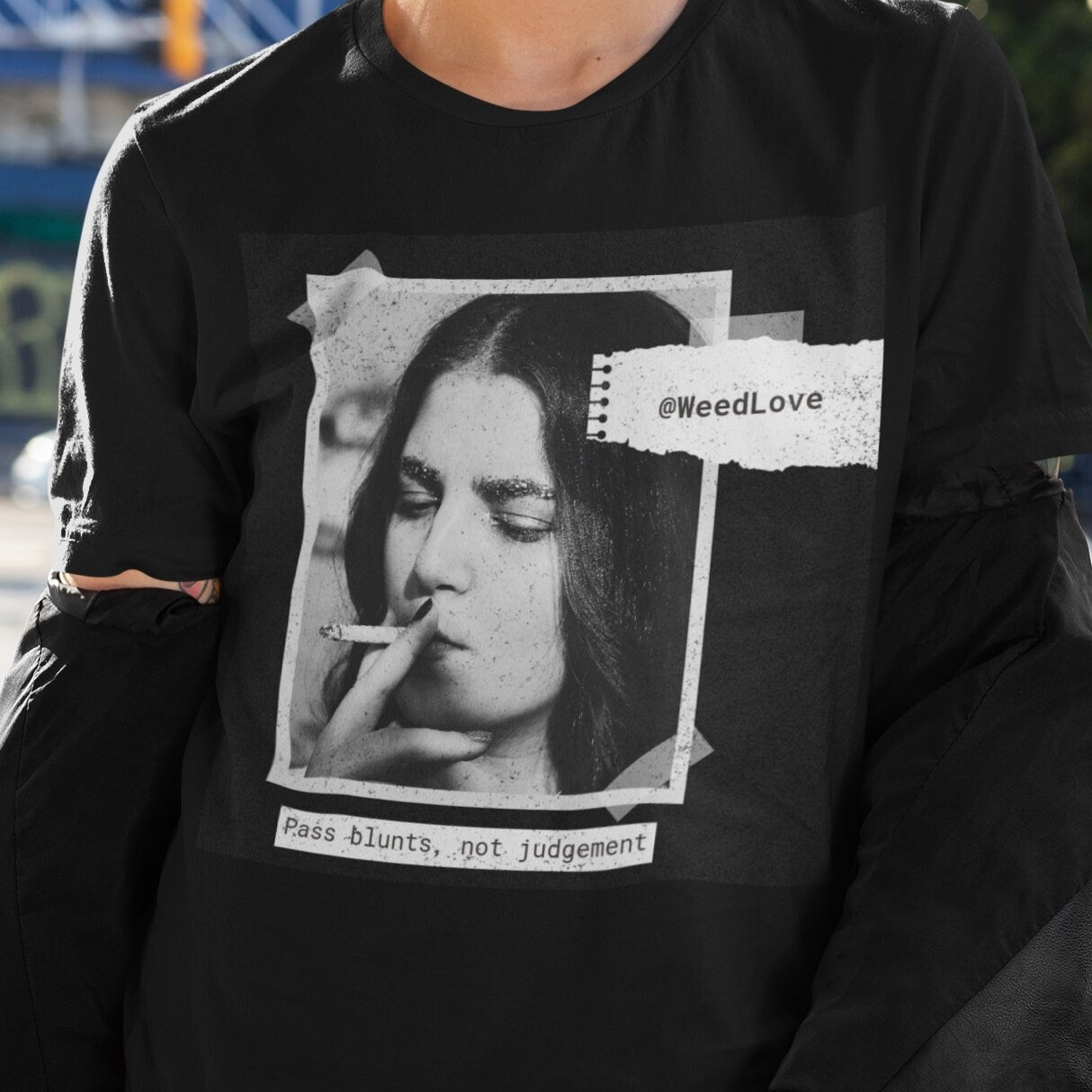 Pass Blunts Not Judgement - Topbootee