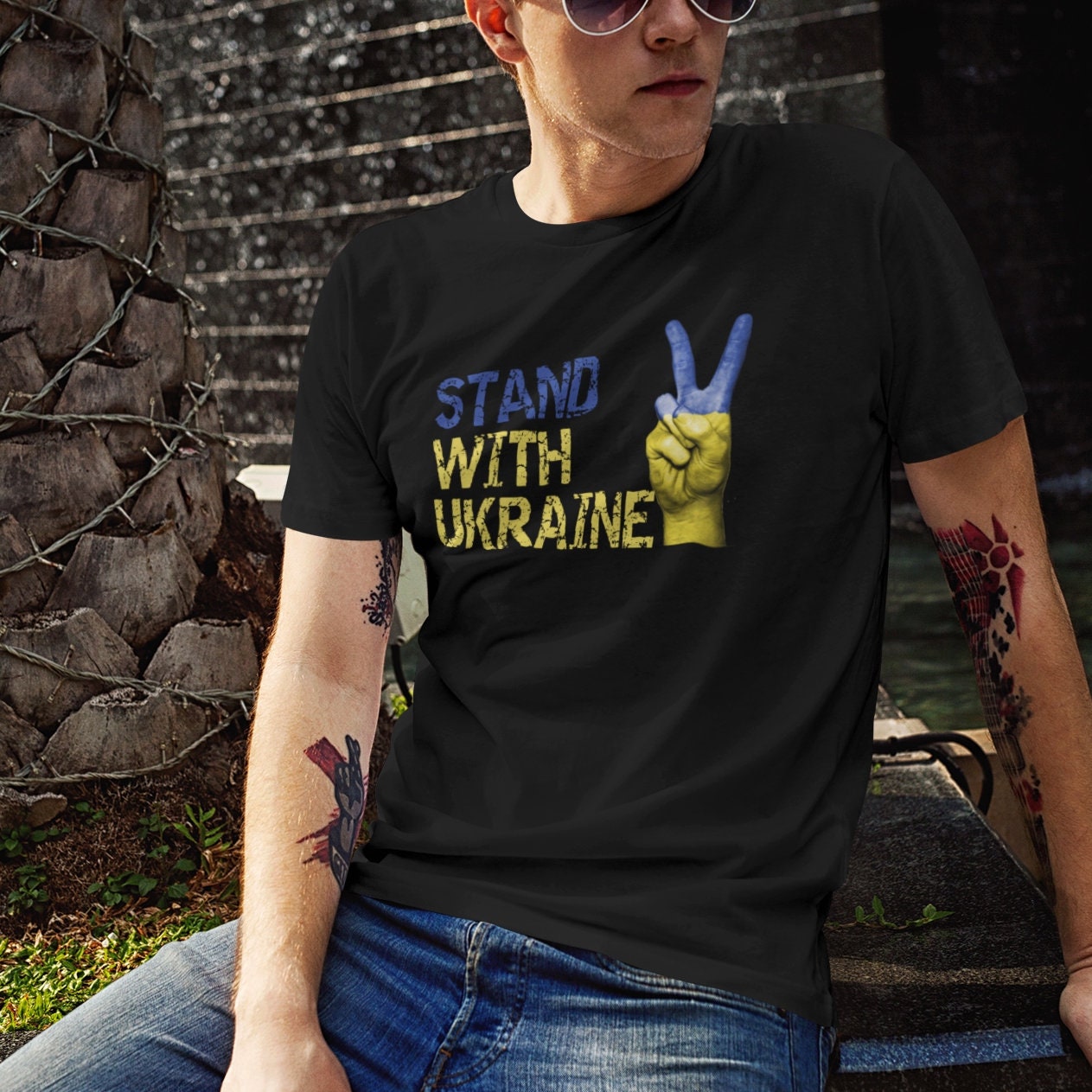 Stand With Ukraine - Topbootee