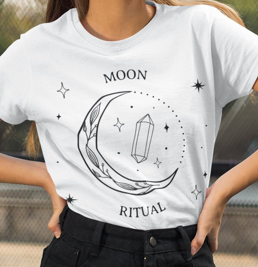 Moon ritual Tee - Topbootee