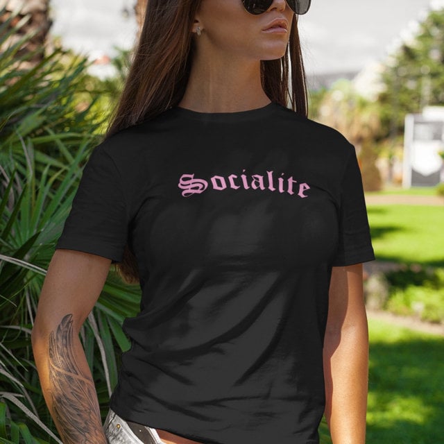 Socialite - Topbootee