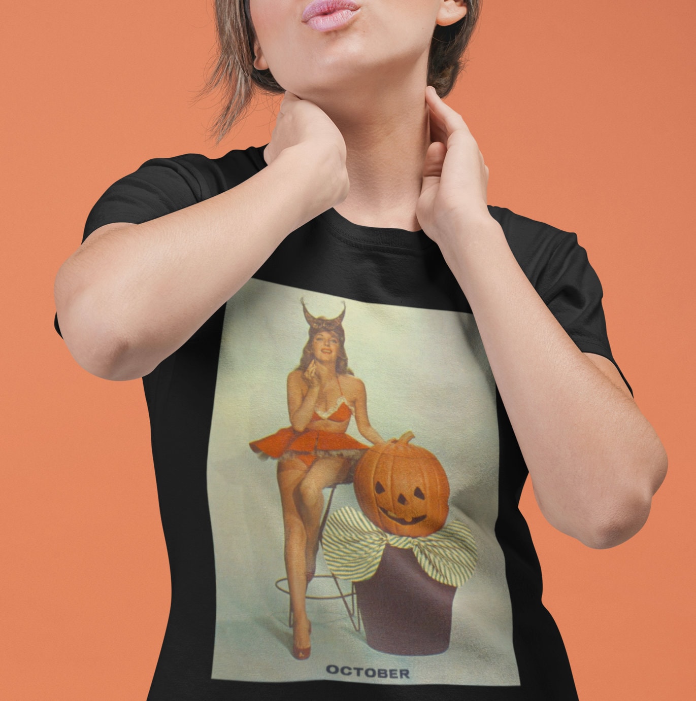 Vintage Halloween - Topbootee